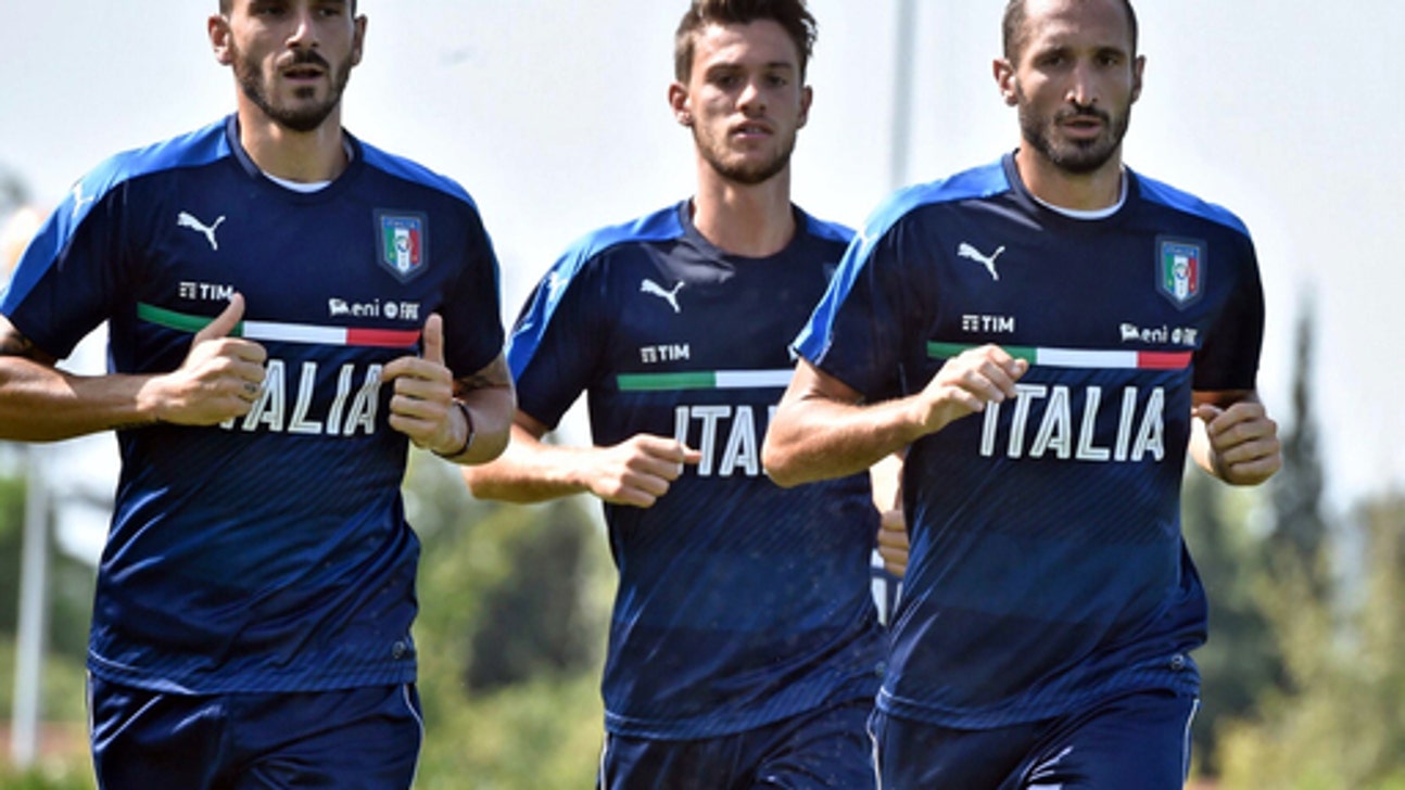 Italy defender Chiellini injured, to miss qualifier in Spain