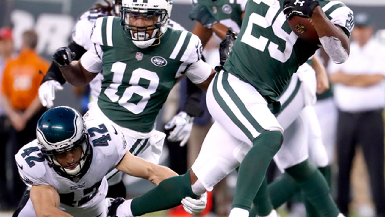 McCown starts, has injury scare in Jets' win over Eagles (Aug 31, 2017)