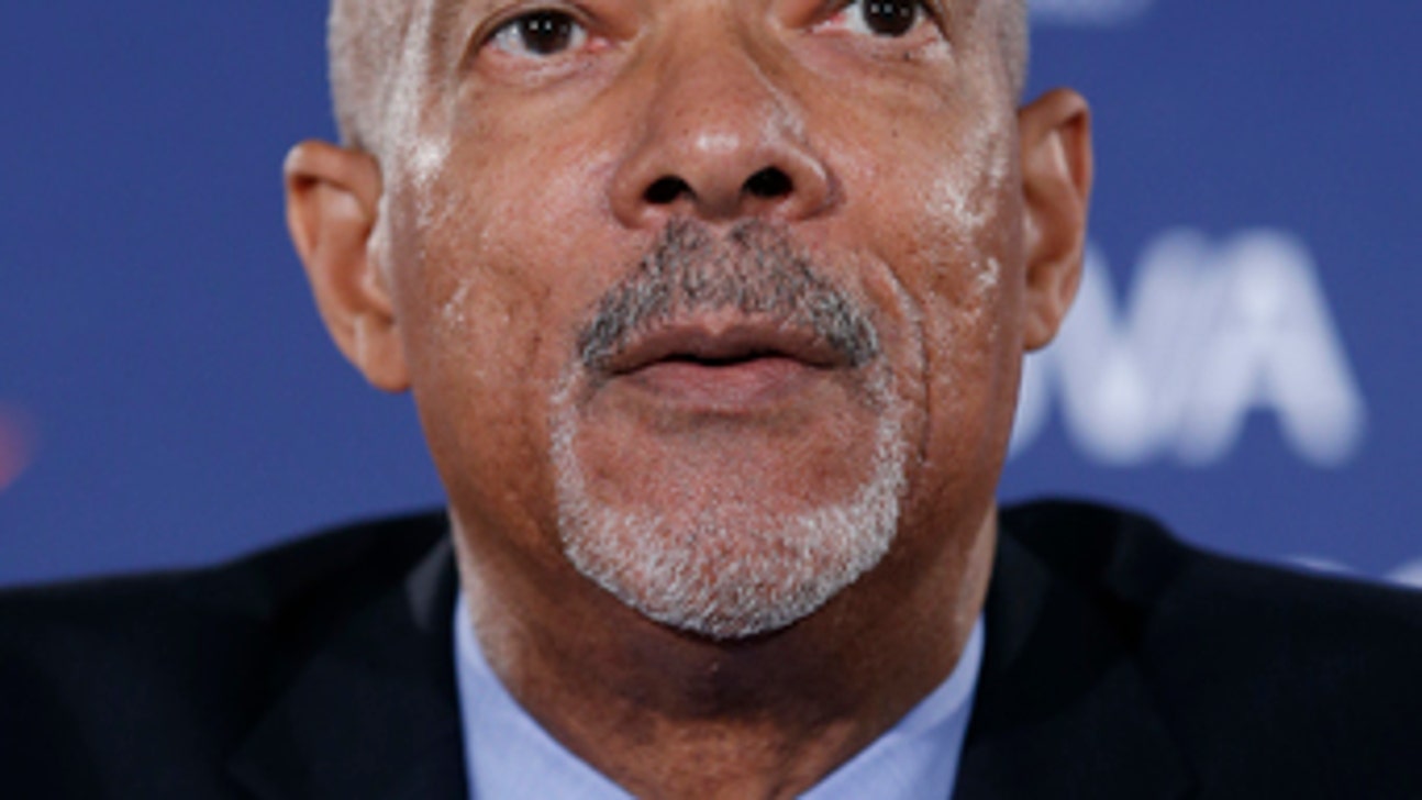 Craig Littlepage retiring as Virginia's athletic director