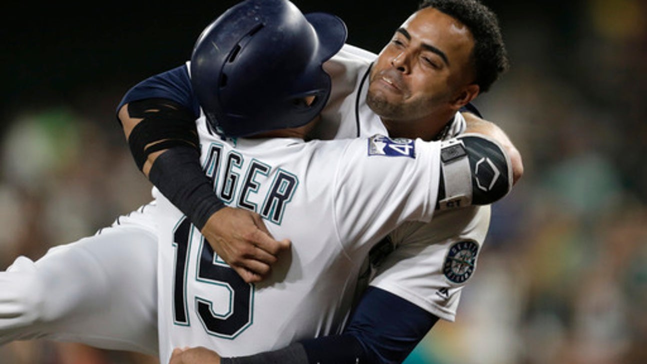 Maybin's homer in 9th lifts Houston past Seattle 5-3 (Sep 06, 2017)