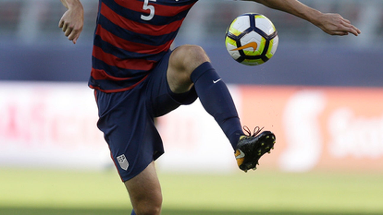 Sporting's Besler: Out of concussion recovery comes a book
