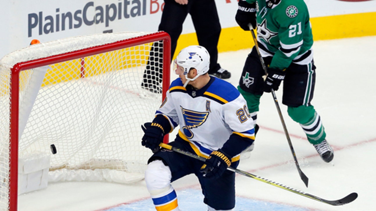 Blues' Steen injures hand, will miss rest of preseason