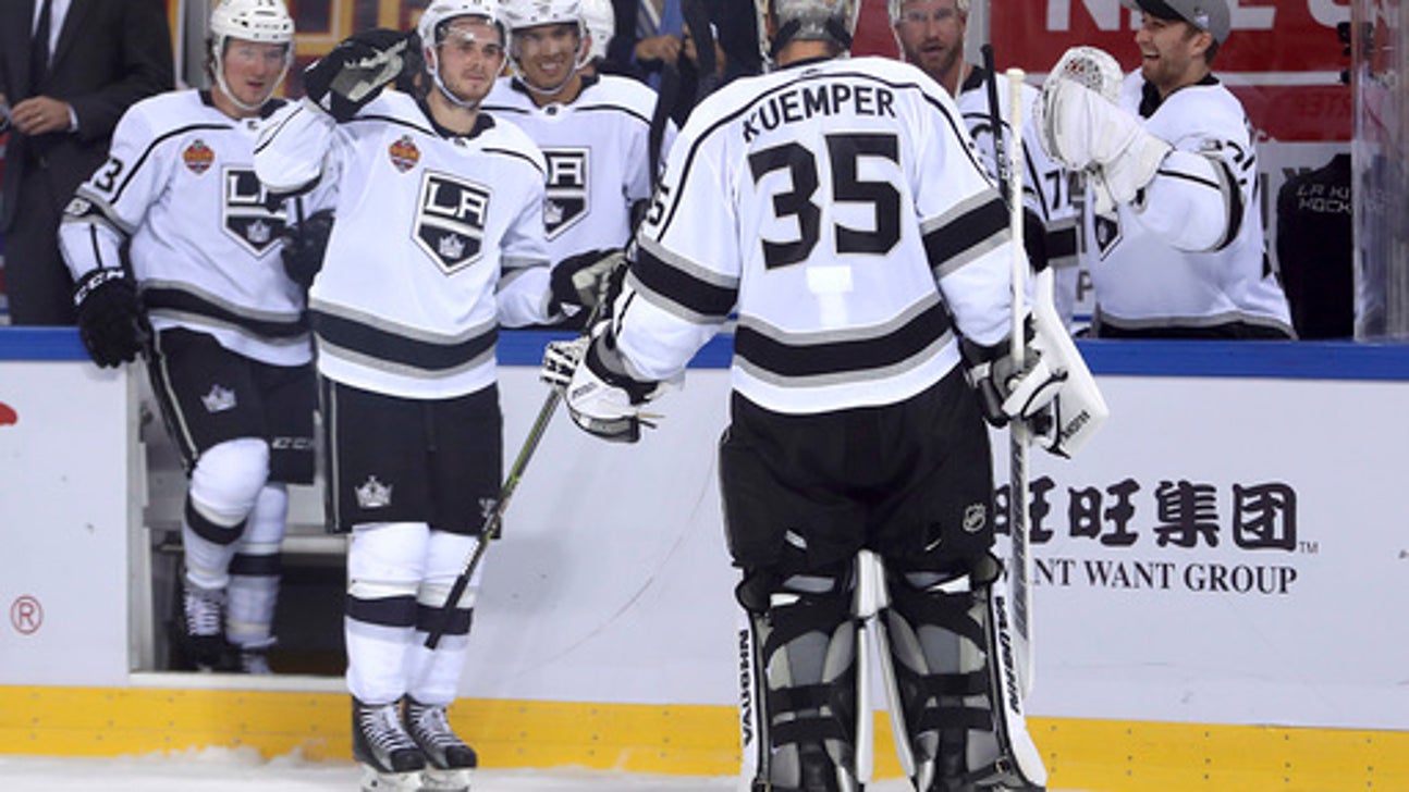 Kings beat Canucks 4-3 after shootout in China (Sep 23, 2017)