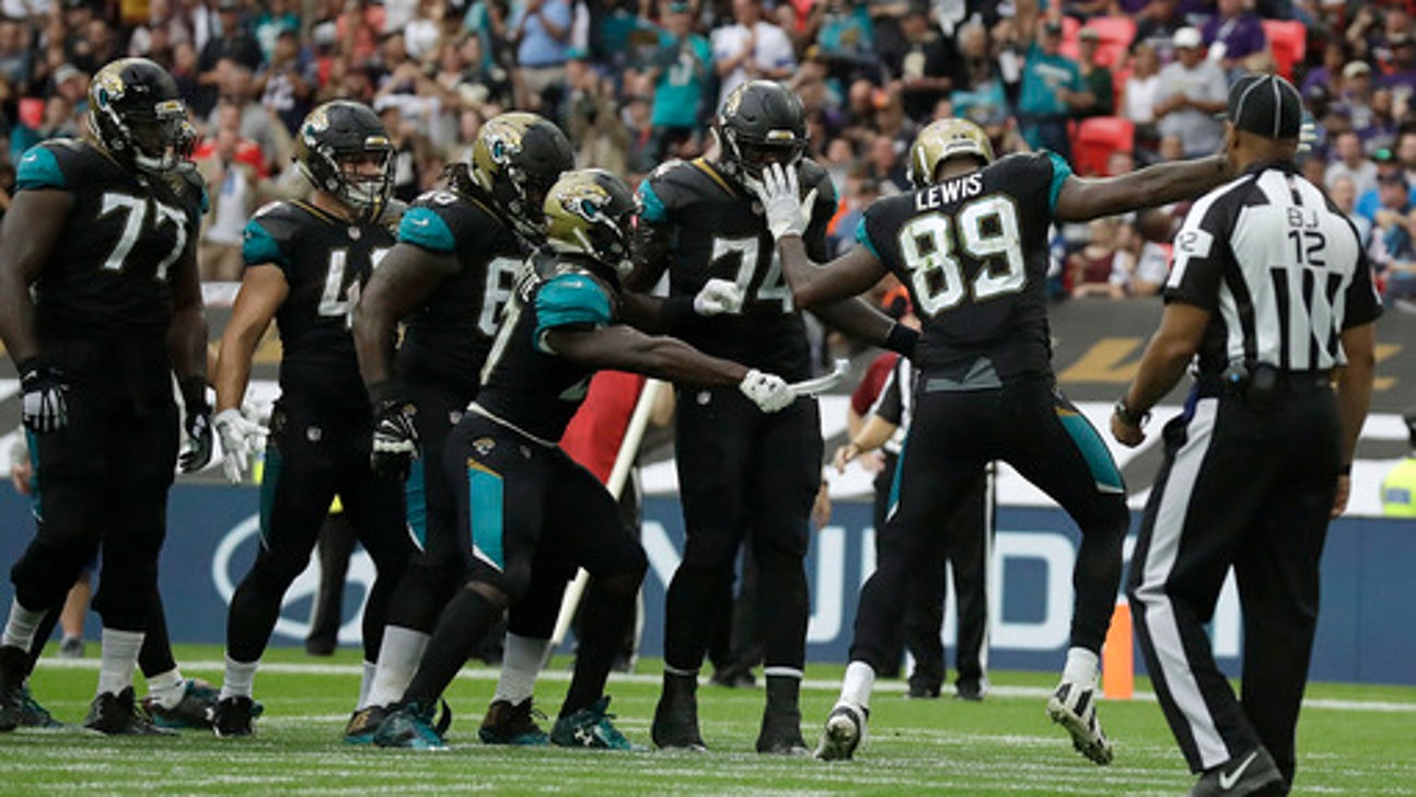 Lewis scores 3 TDs as Jaguars rout Ravens in London (Sep 24, 2017)