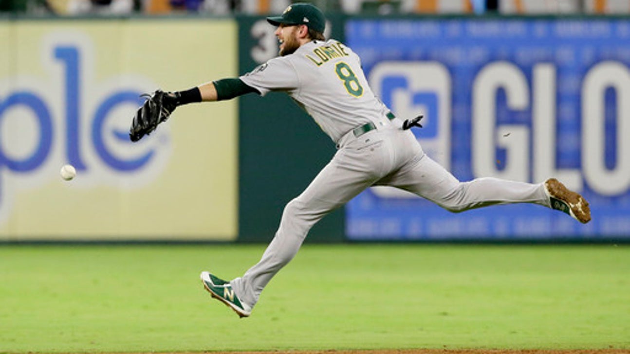Gallo hits HRs 40, 41 to lift Rangers over A's 8-4 (Sep 30, 2017)