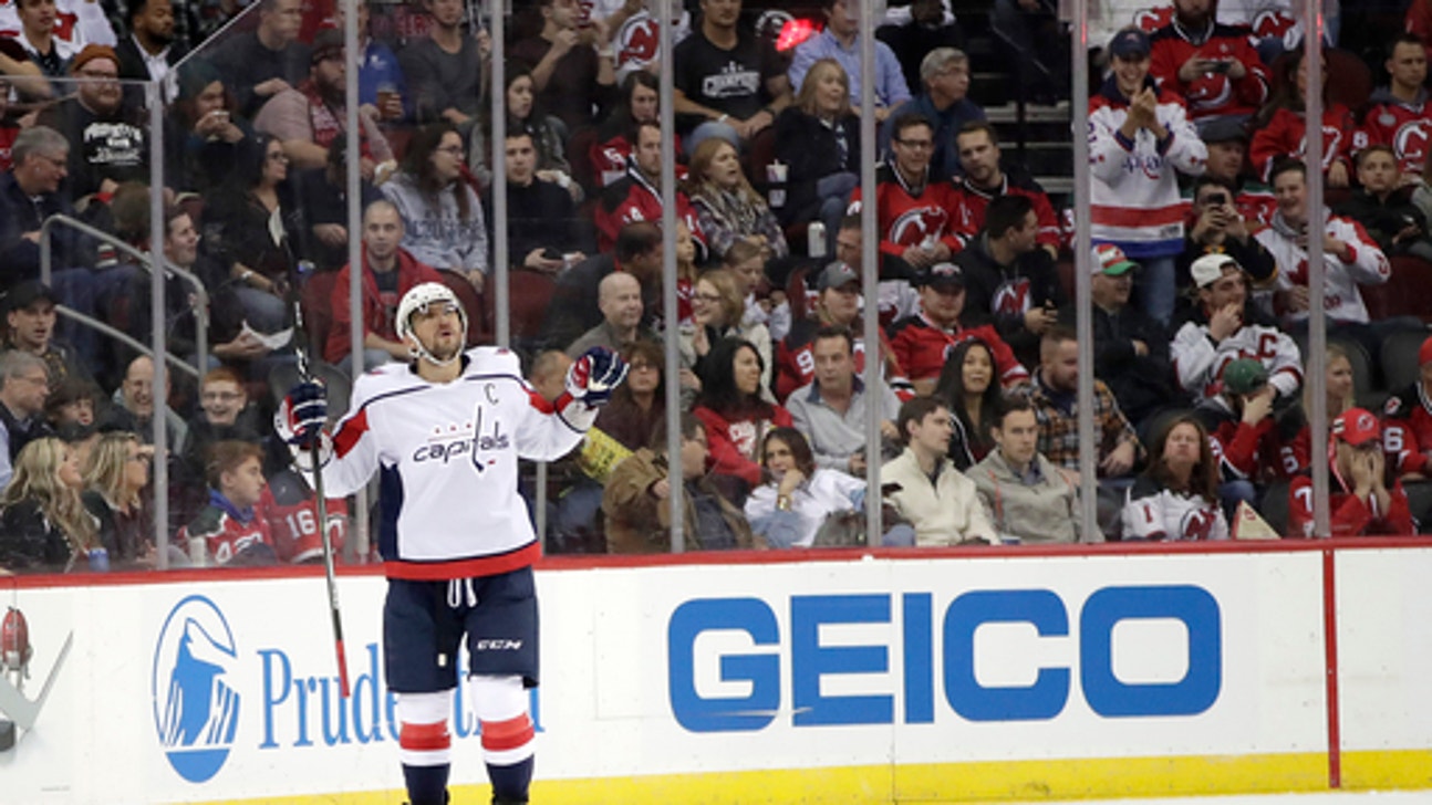 Backstrom had goal, 3 assists; Caps hand Devils first loss (Oct 13, 2017)