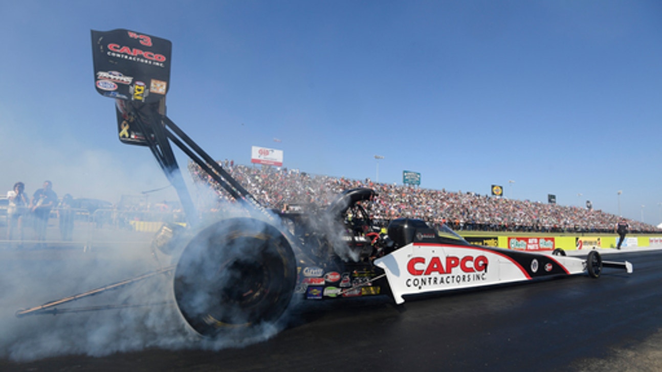 Hight top Funny Car qualifier at Texas Motorplex