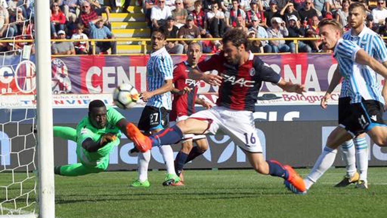 Icardi hat trick earns Inter 3-2 derby win over AC Milan