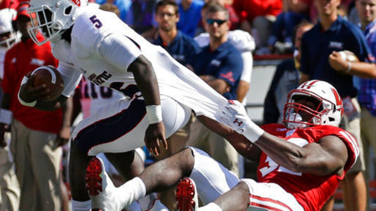 Leon Jacobs finally has a home at OLB for No. 5 Wisconsin