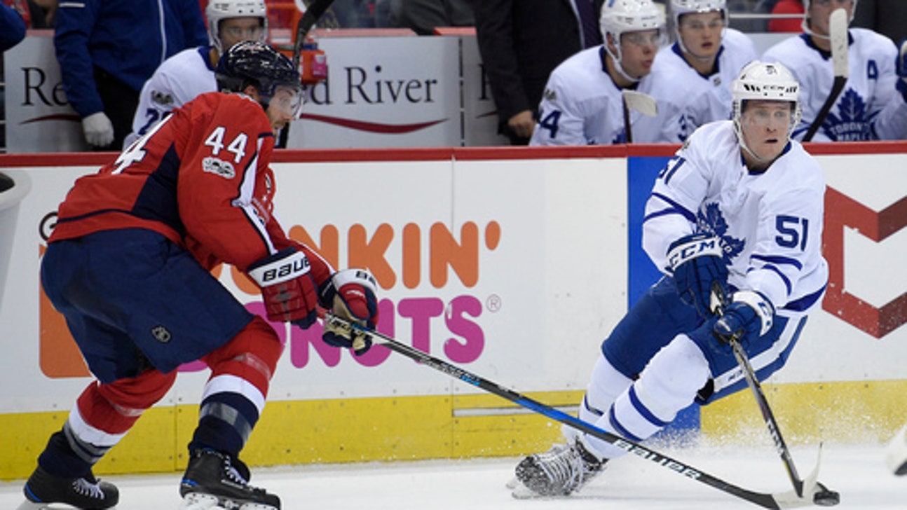Brown scores as Leafs continue hot start, beat Caps 2-0 (Oct 17, 2017)