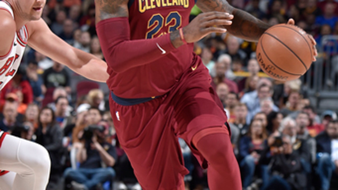LeBron plays point, scores 34 as Cavs beat Bulls 119-112 (Oct 24, 2017)