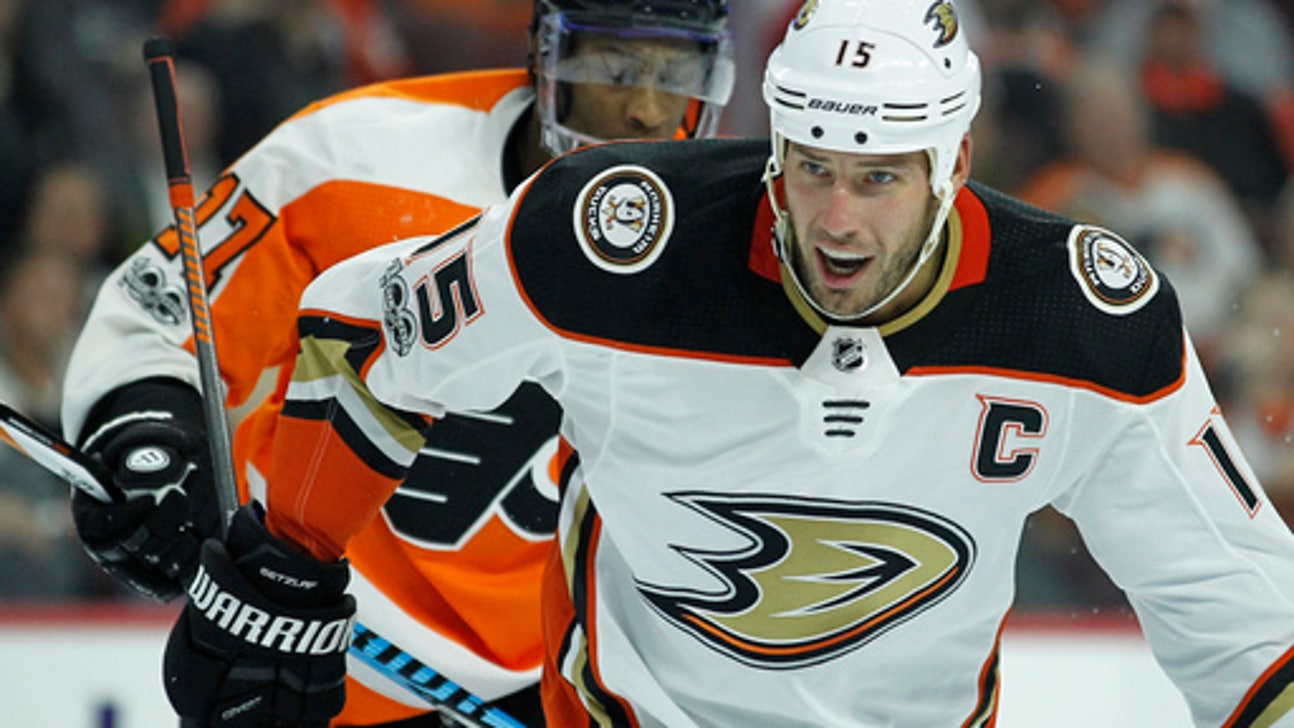 Ducks captain Getzlaf out after surgery on broken cheekbone