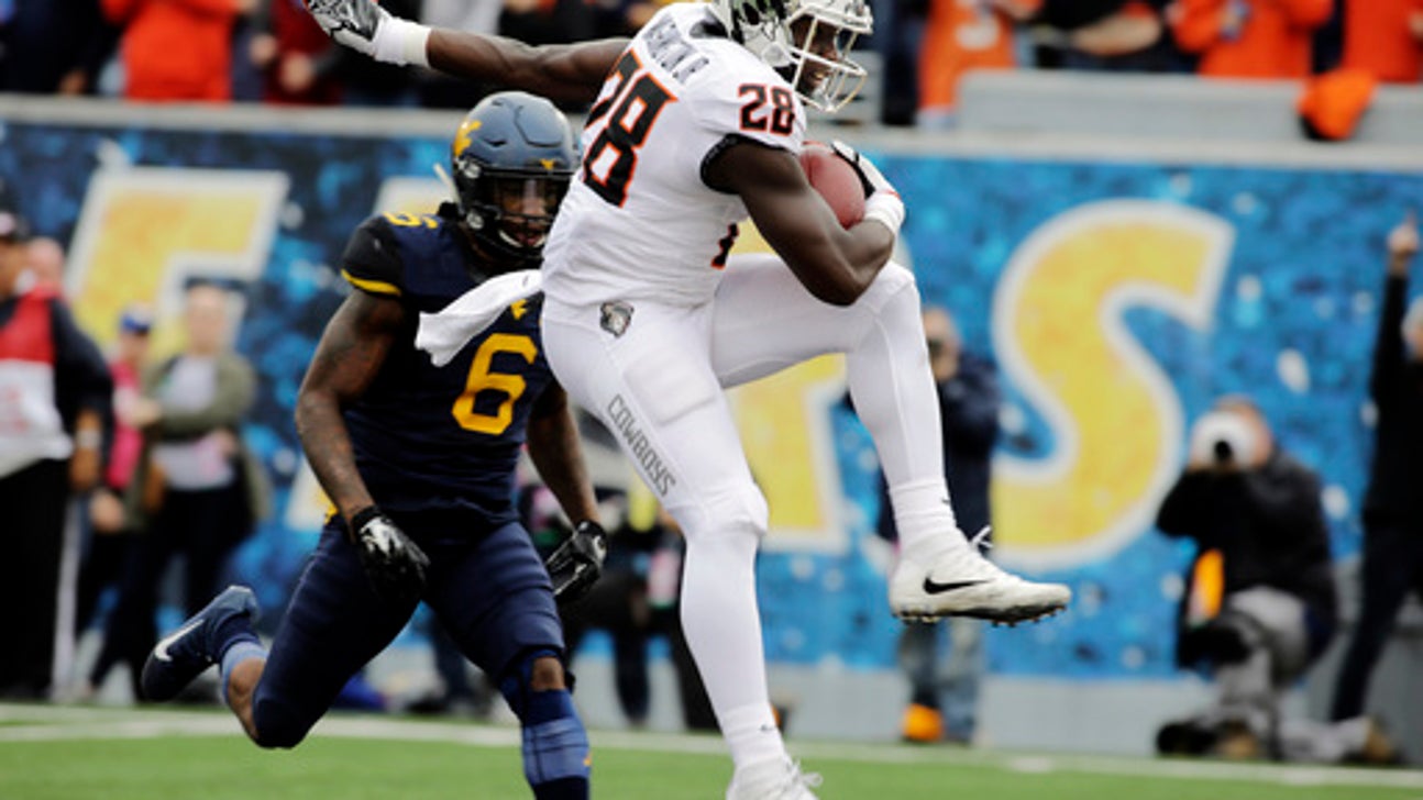 Rudolph shines in rain, No. 11 Oklahoma St. beats No. 22 WVU (Oct 28, 2017)