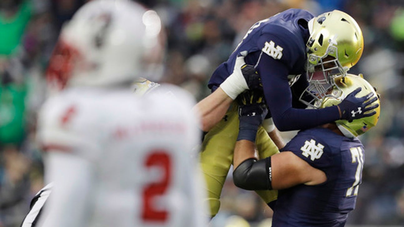 Adams, Love help No. 9 Notre Dame wear down No. 14 NC State (Oct 28, 2017)