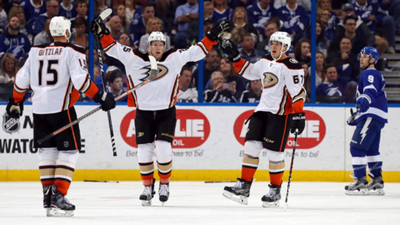 Rakell, Montour score on power play as Ducks beat Lightning (Oct 28, 2017)