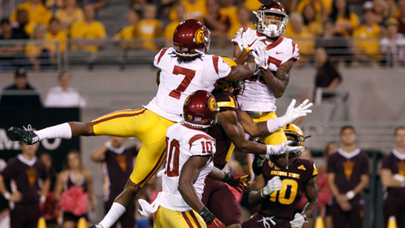 No. 21 USC rolls over Arizona State 48-17 behind Jones (Oct 28, 2017)