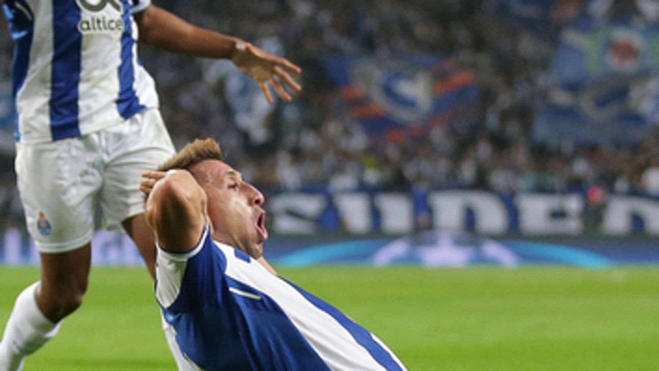 Porto beats Leipzig 3-1 to move 2nd in CL group