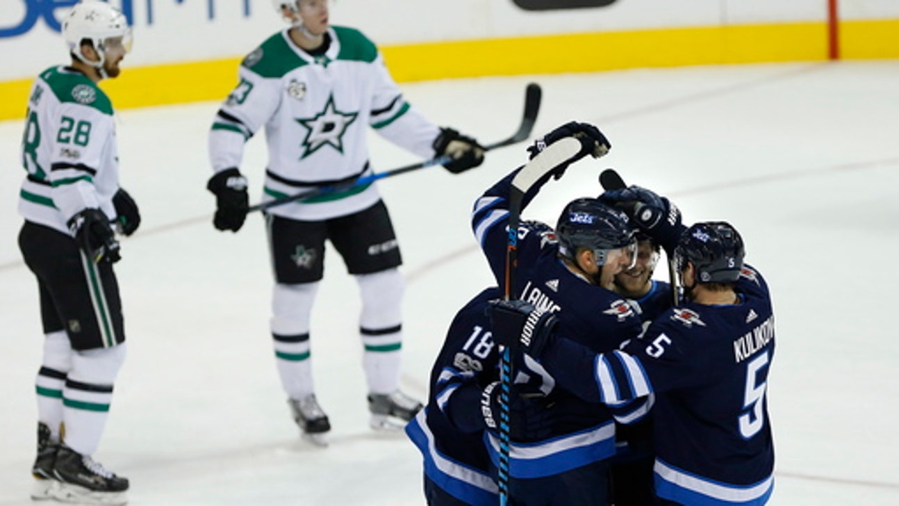 Mark Scheifele has hat trick, Jets beat Stars 5-2 (Nov 02, 2017)