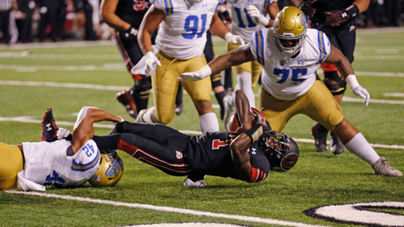 Huntley throws for 4 TDs, Utah rolls to 48-17 win over UCLA (Nov 03, 2017)