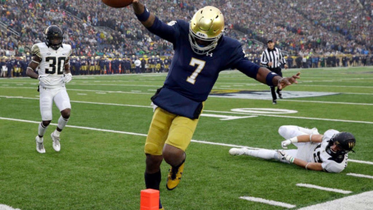 No. 5 Irish survive injury scares, beat Wake Forest 48-37 (Nov 04, 2017)