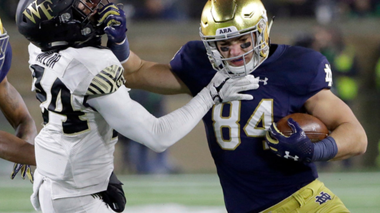 AP Top 25: Notre Dame, Clemson rise; Ohio St, Penn St tumble