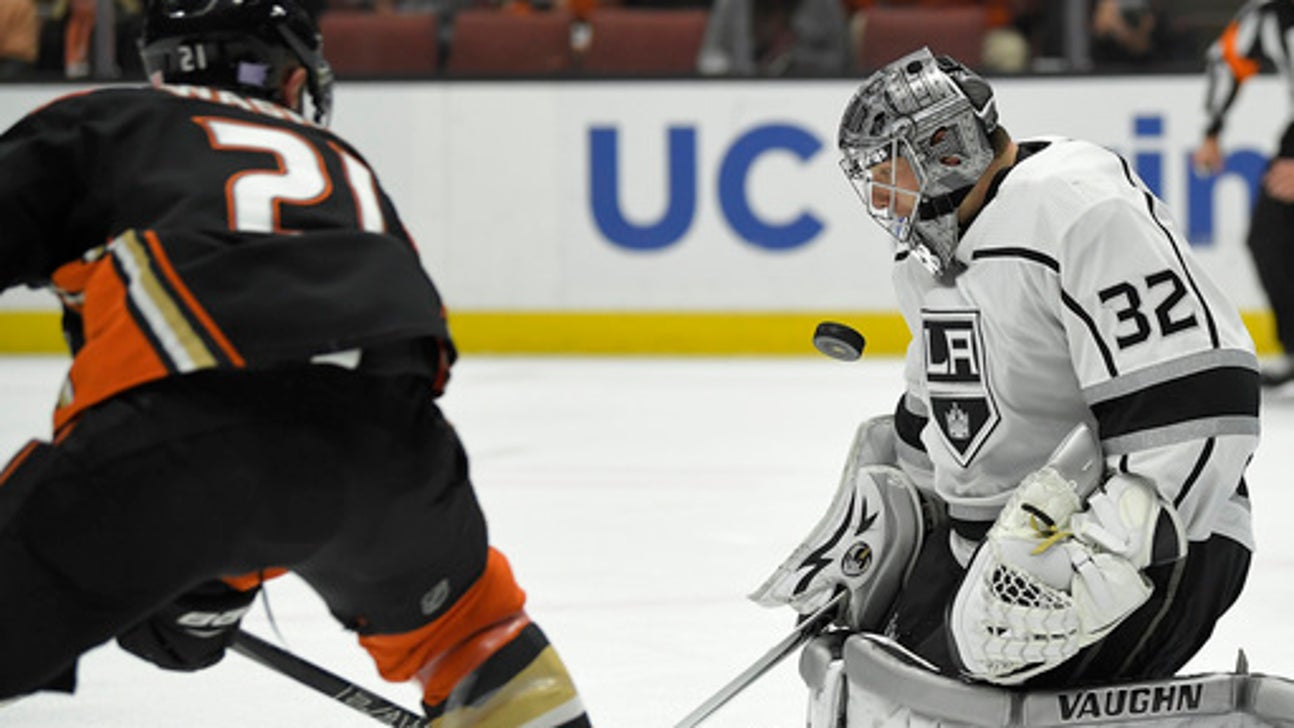 Shore scores OT winner, Kings beat Ducks 4-3 in thriller (Nov 07, 2017)