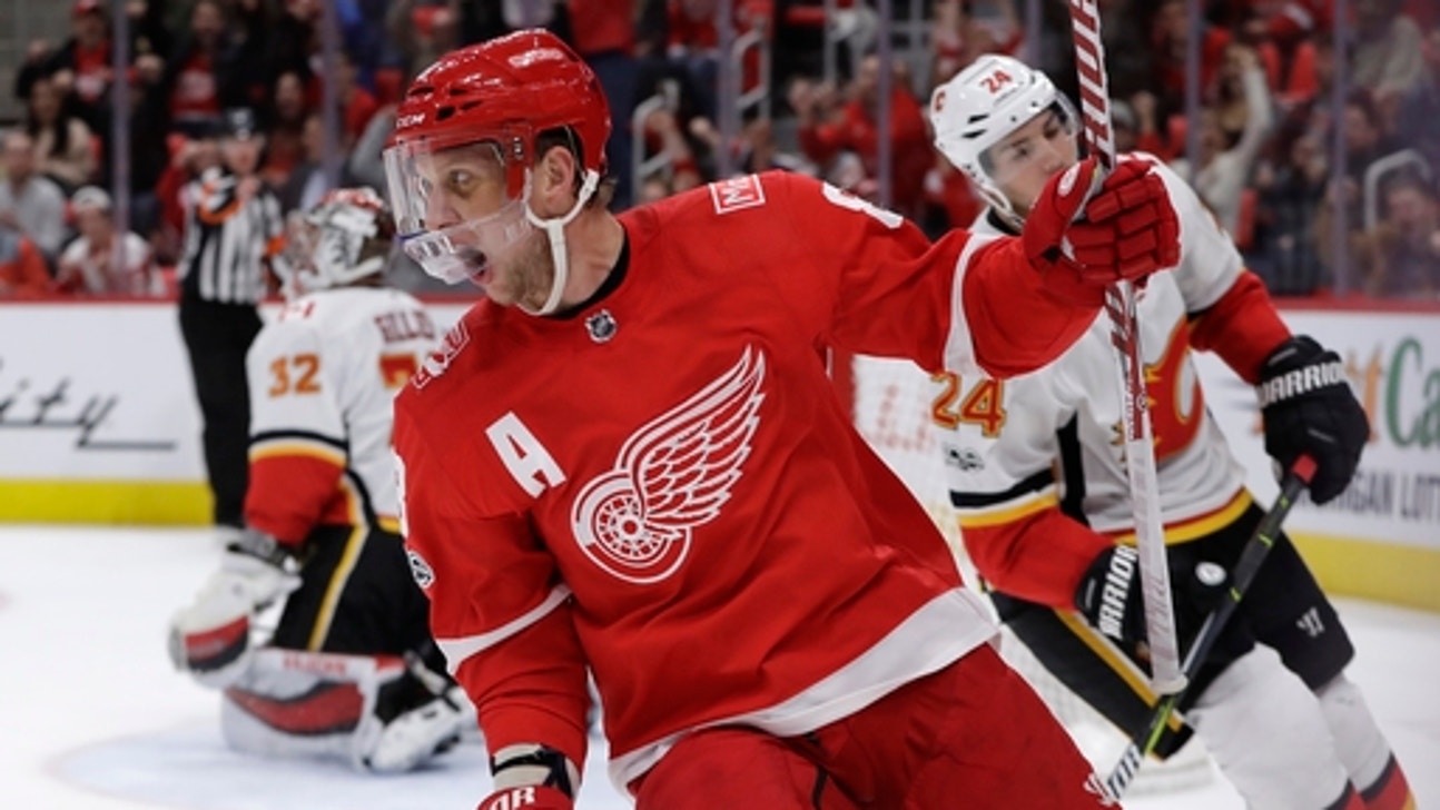 Red Wings rout Flames 8-2 in win over Flames (Nov 15, 2017)