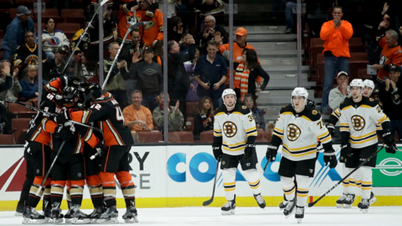 Ritchie, Manson lead Ducks past slumping Bruins, 4-2 (Nov 15, 2017)