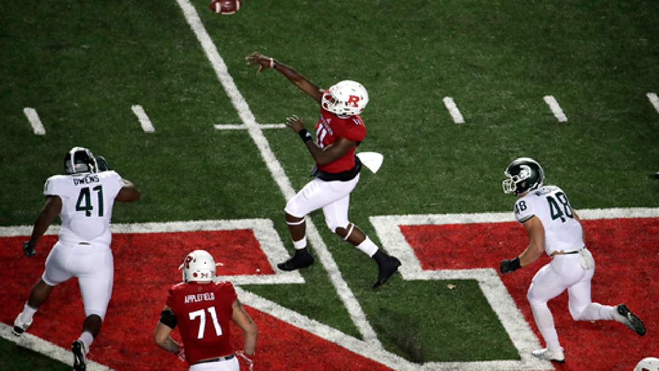 No. 21 Michigan State flips 2016 record, goes 9-3 (Nov 25, 2017)