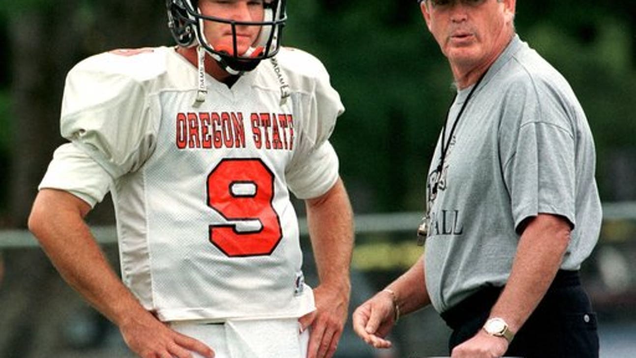 Jonathan Smith introduced as head coach at Oregon State
