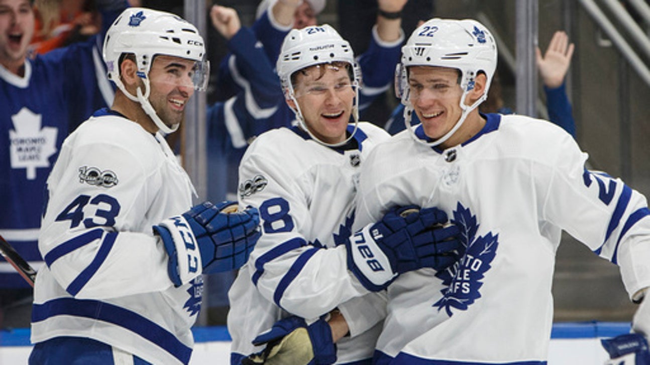 Russell hands Maple Leafs winner in 6-4 victory over Oilers (Nov 30, 2017)