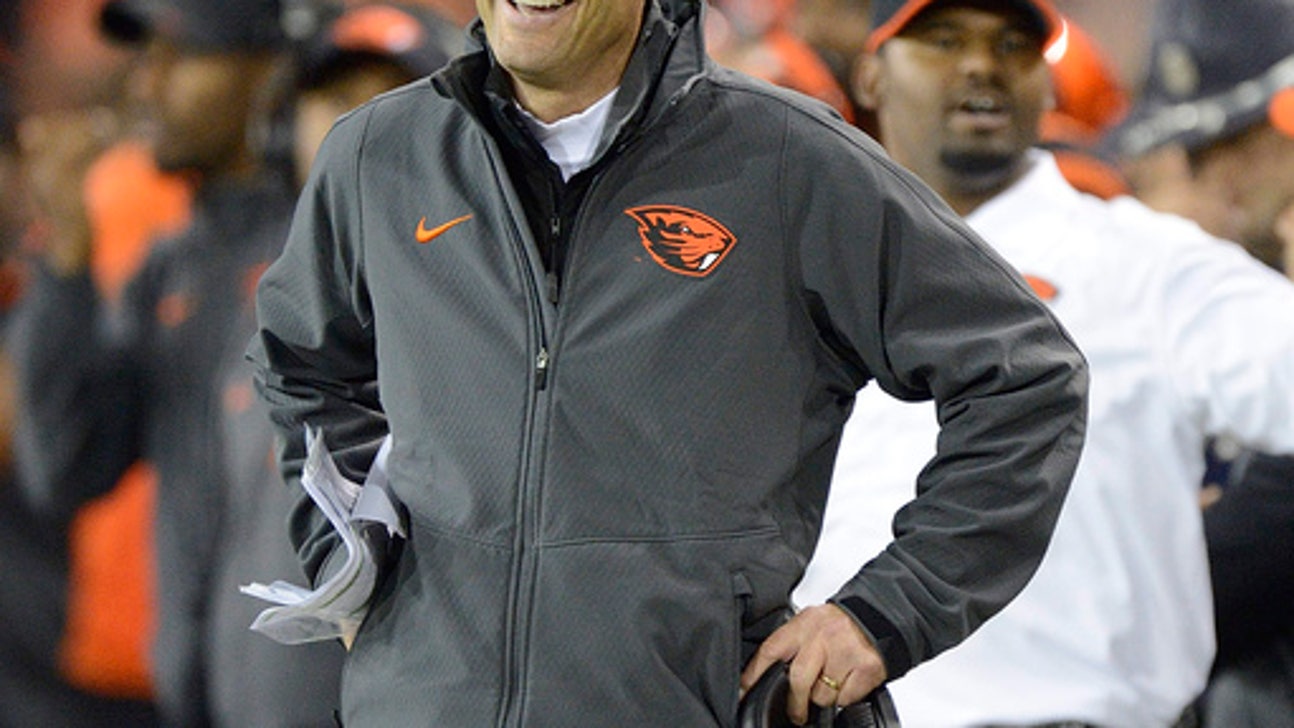 Mike Riley returns to Beavers as assistant coach