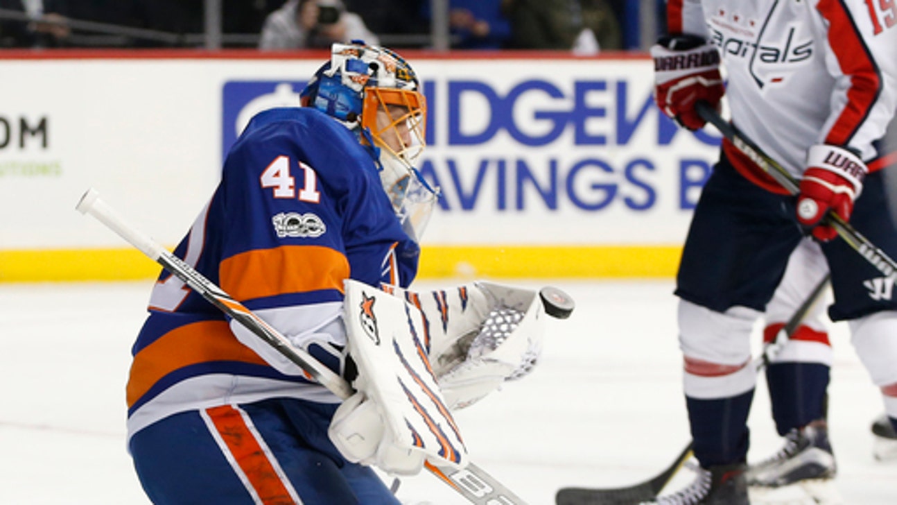 Islanders snap winless streak as Halak shuts down Caps (Dec 11, 2017)