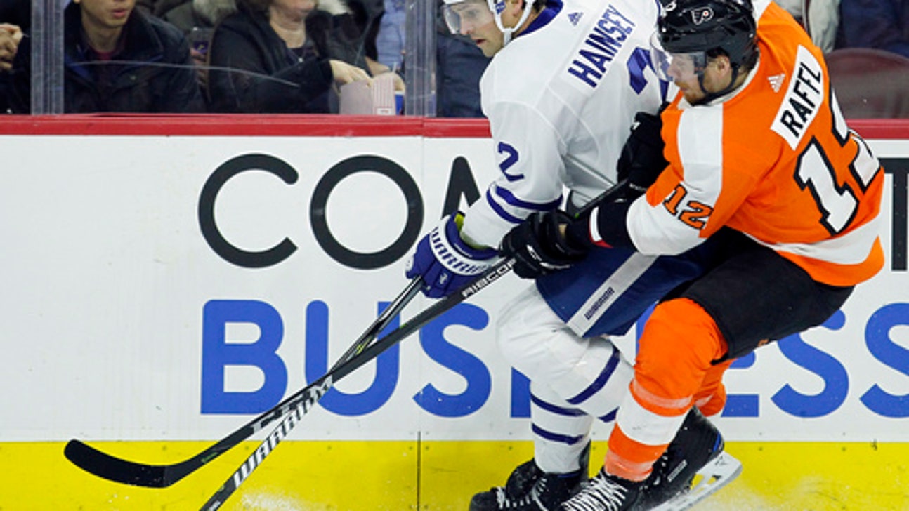 Couturier lifts Flyers over Maple Leafs 4-2 for 4th straight (Dec 12, 2017)