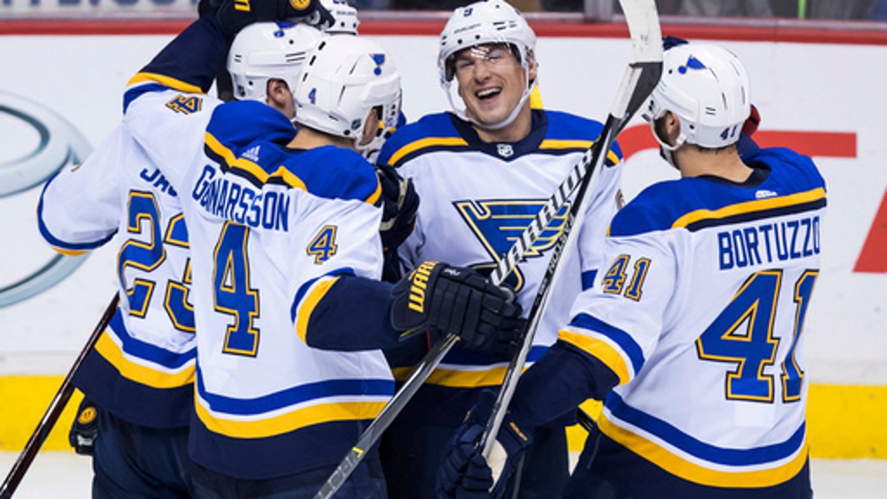 Brodziak lifts Blues over Canucks 3-1 to end skid (Dec 23, 2017)