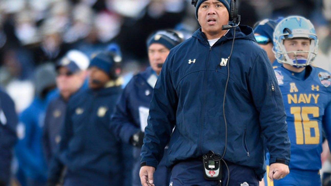 Abey's 5 TDs help Navy beat Virginia 49-7 in Military Bowl (Dec 28, 2017)