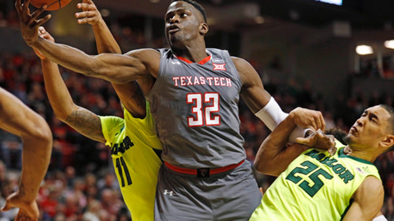 No. 22 Texas Tech tops No. 18 Baylor 77-53 in Big 12 opener (Dec 29, 2017)