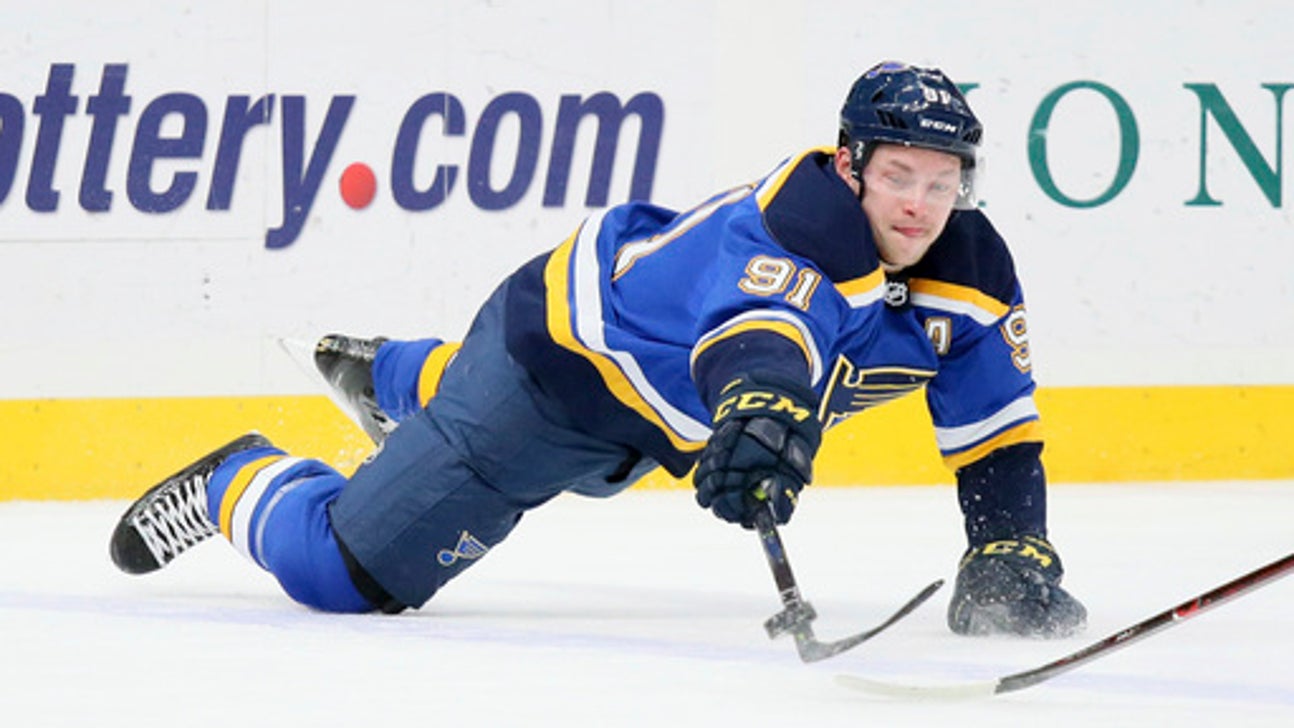 Scottie Upshall breaks tie, Blue beat Hurricanes 3-2 (Dec 30, 2017)