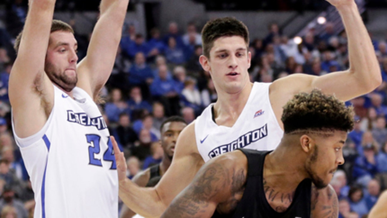 Foster's 18 leads No. 25 Creighton past Providence 83-64 (Dec 31, 2017)