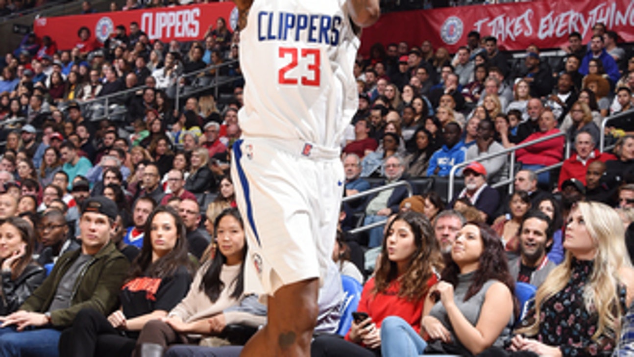 Williams leads Clippers past Grizzlies, 113-105 (Jan 02, 2018)