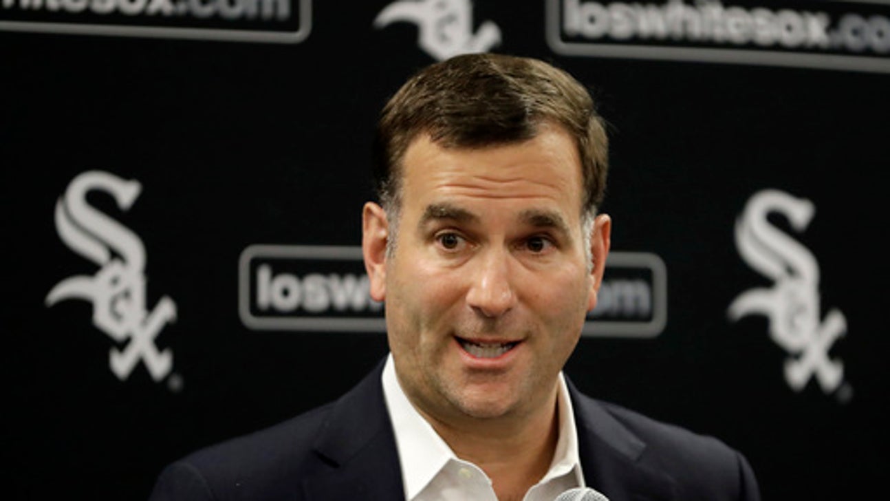 Abreu sticks around as White Sox rebuild