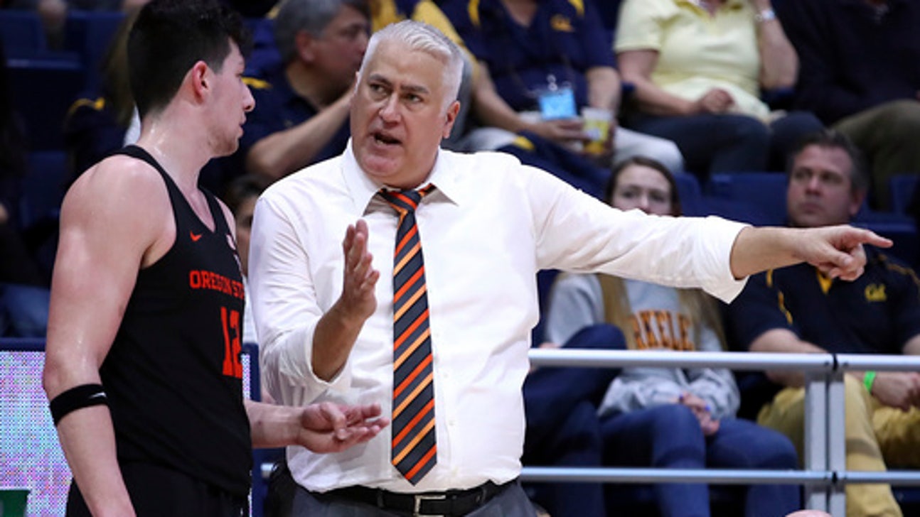 Cal ends nine-game skid, beats Oregon State 74-70