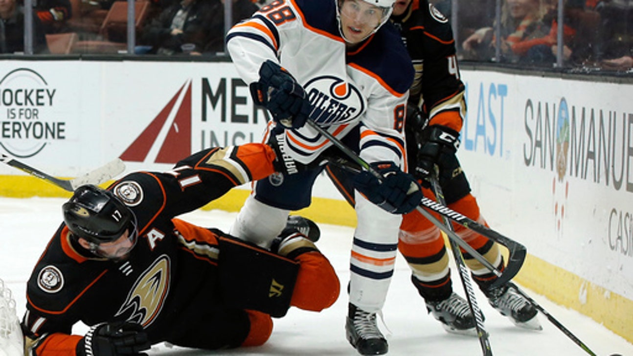 Oilers trade defenseman Davidson to Isles