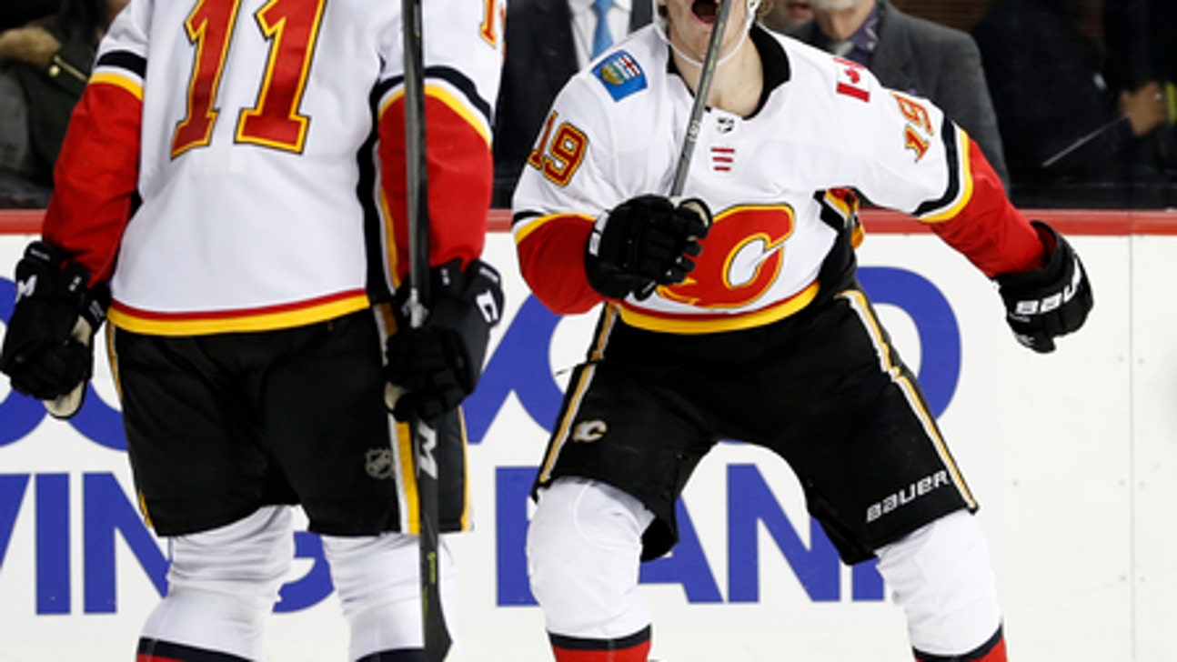C Mikael Backlund signs 6-year contract to stay with Flames