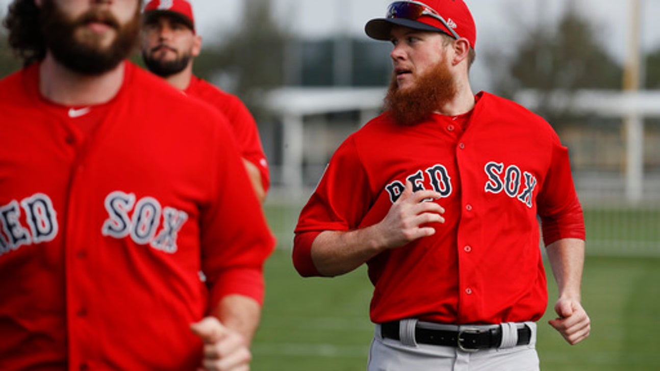 Kimbrel leaves spring training for daughter’s surgery