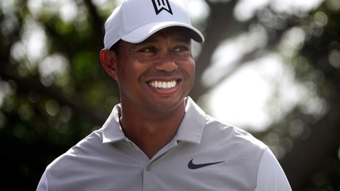 Woods shoots solid 70 at windy Honda; Noren has early lead