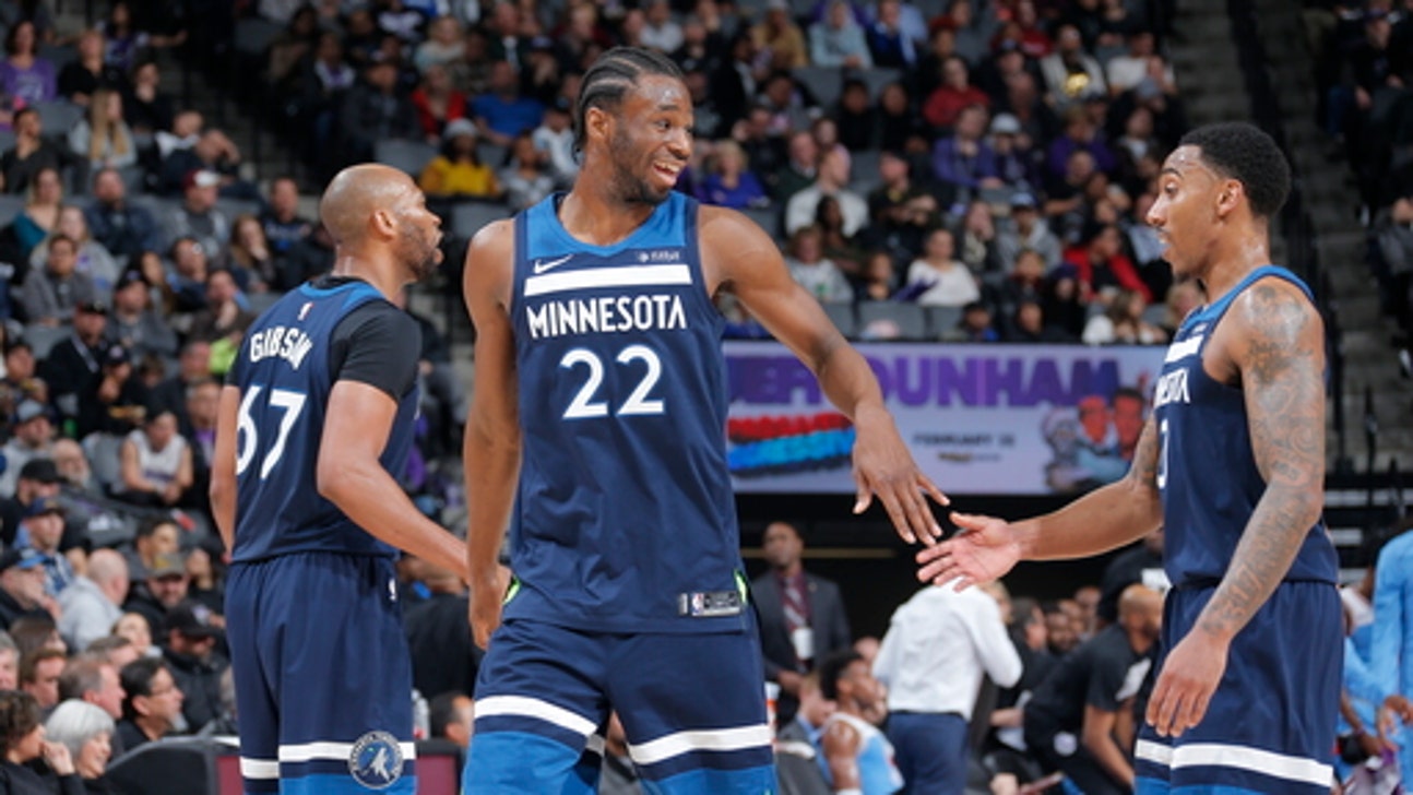 Towns helps Wolves pull away to beat Kings 118-100