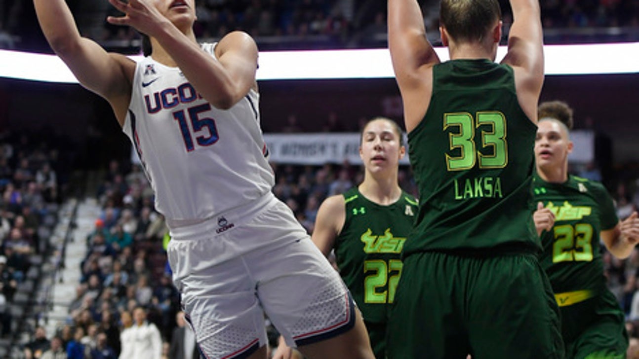 Williams returns and No. 1 UConn beats South Florida 70-54