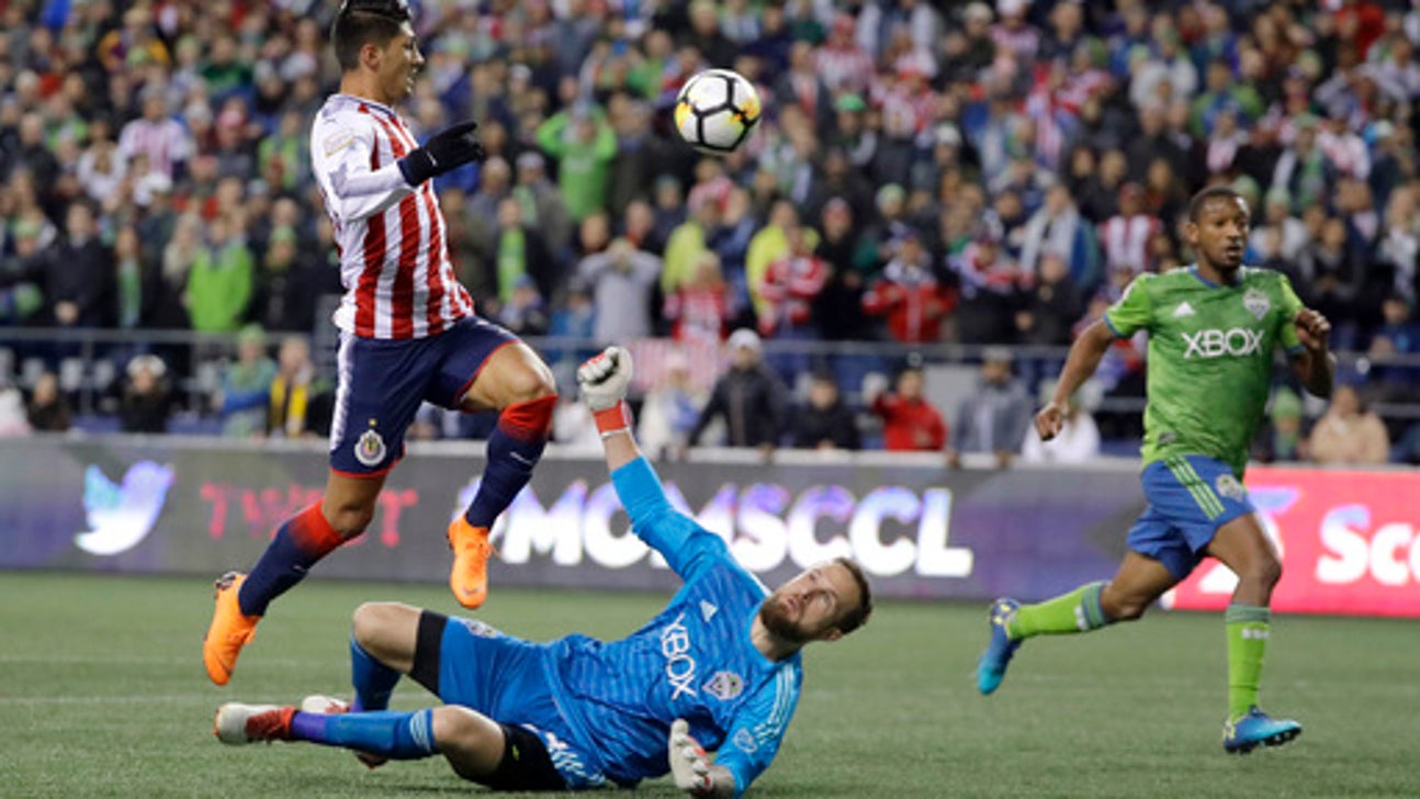 Dempsey’s late goal lifts Sounders past Chivas, 1-0