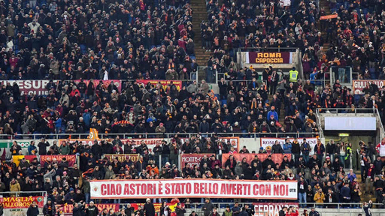 Roma players put aside heartbreak to beat Torino 3-0